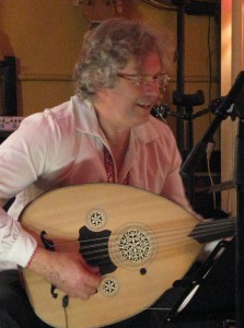 llew oud CU cropped